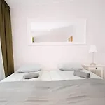 Cosy Close To The In By Renters Lejlighed *