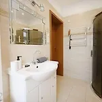 Cosy Close To The In By Renters Lejlighed