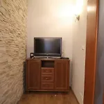 Apartamento Cosy Close To The In By Renters *